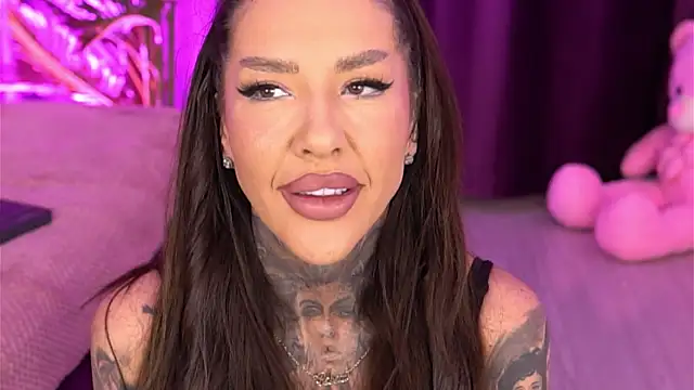 ScarletNoir online show from 11/12/25, 06:28