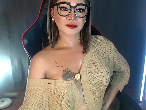 smokeprincess online show from 04/15/26, 05:28