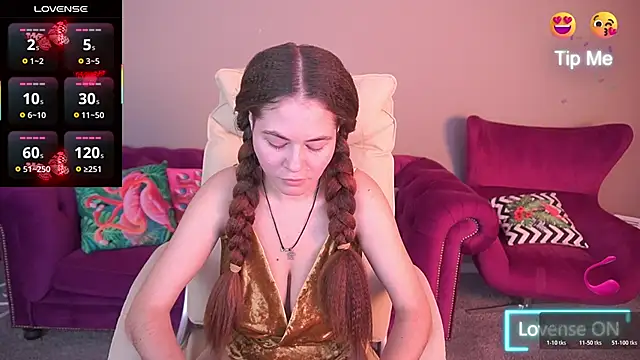 QueenEvieX online show from 11/05/25, 02:31