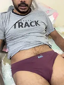 Handsome8677 online show from 10/27/25, 07:20