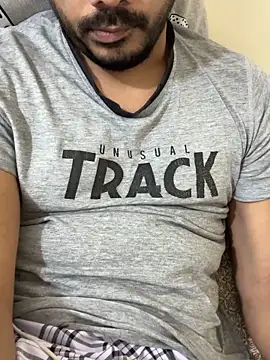 Handsome8677 online show from 11/15/25, 09:41