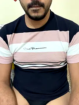 Handsome8677 online show from 11/08/25, 09:02