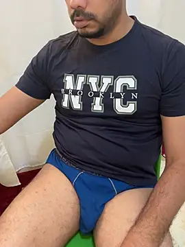 Handsome8677 online show from 04/20/26, 08:50