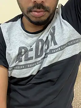 Snapshot of Handsome8677 chatting on 01/15/26, 09:56 Handsome8677 online show from 01/15/26, 09:56