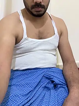 Snapshot of Handsome8677 chatting on 04/12/26, 09:51 Handsome8677 online show from 04/12/26, 09:51