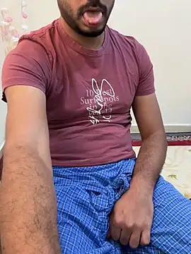 Snapshot of Handsome8677 chatting on 04/05/26, 08:54 Handsome8677 online show from 04/05/26, 08:54