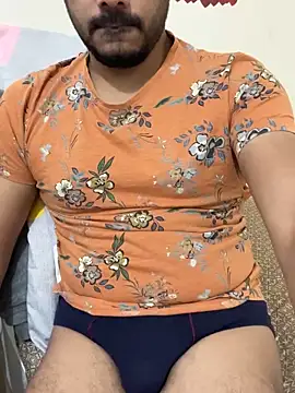 Handsome8677 online show from 11/23/25, 08:24