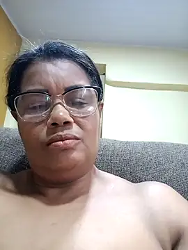 Pessoa54 online show from 11/07/25, 04:22