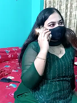 Snapshot of Porimoni22 chatting on 02/26/26, 01:44 Porimoni22 online show from 02/26/26, 01:44