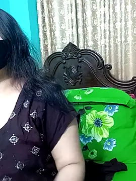 Snapshot of Porimoni22 chatting on 12/21/25, 11:49 Porimoni22 online show from 12/21/25, 11:49