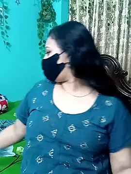 Snapshot of Porimoni22 chatting on 04/14/26, 01:38 Porimoni22 online show from 04/14/26, 01:38