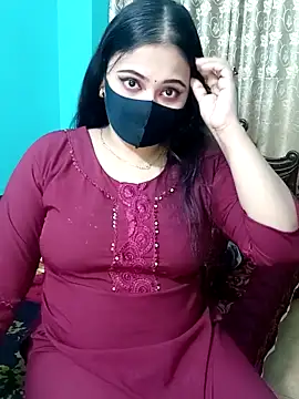 Snapshot of Porimoni22 chatting on 02/12/26, 01:11 Porimoni22 online show from 02/12/26, 01:11