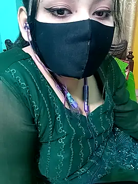 Snapshot of Porimoni22 chatting on 01/08/26, 11:49 Porimoni22 online show from 01/08/26, 11:49