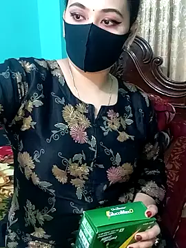 Snapshot of Porimoni22 chatting on 02/17/26, 09:23 Porimoni22 online show from 02/17/26, 09:23