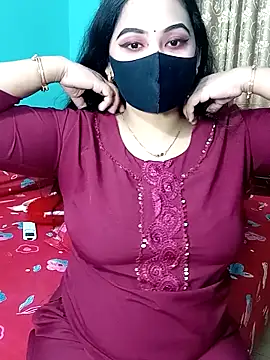 Snapshot of Porimoni22 chatting on 02/27/26, 12:05 Porimoni22 online show from 02/27/26, 12:05