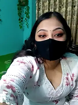 Snapshot of Porimoni22 chatting on 04/08/26, 08:32 Porimoni22 online show from 04/08/26, 08:32