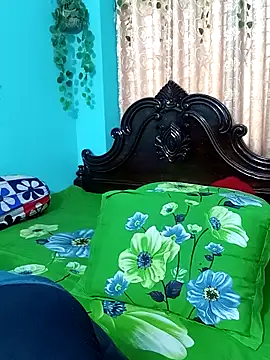 Snapshot of Porimoni22 chatting on 04/15/26, 02:17 Porimoni22 online show from 04/15/26, 02:17