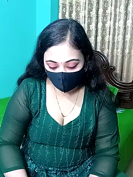 Snapshot of Porimoni22 chatting on 02/25/26, 09:03 Porimoni22 online show from 02/25/26, 09:03