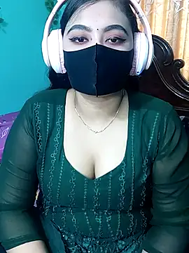 Snapshot of Porimoni22 chatting on 03/15/26, 06:53 Porimoni22 online show from 03/15/26, 06:53