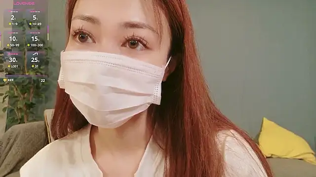 Snapshot of Akagami_Nana chatting on 10/30/25, 03:27 Akagami Nana online show from 10/30/25, 03:27