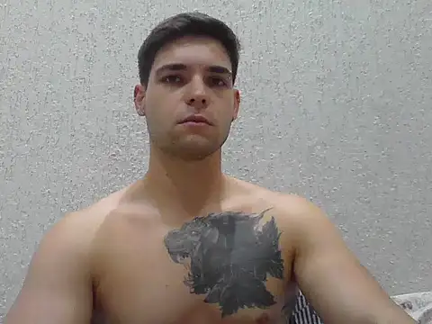 Zure-xxx online show from 04/05/26, 10:49