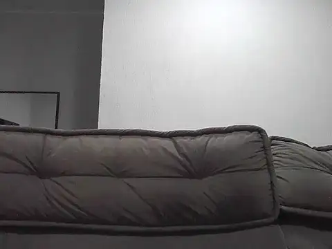 Zure-xxx online show from 10/18/25, 05:37