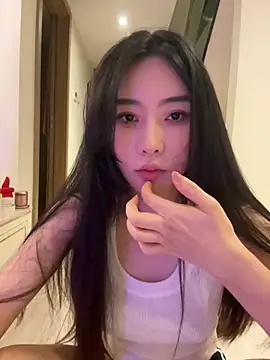 Snapshot of anqi6376 chatting on 06/12/26, 03:32 anqi6376 online show from 06/12/26, 03:32
