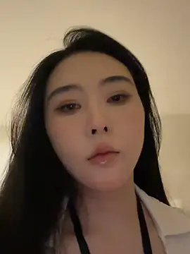 Snapshot of anqi6376 chatting on 07/15/26, 02:35 anqi6376 online show from 07/15/26, 02:35