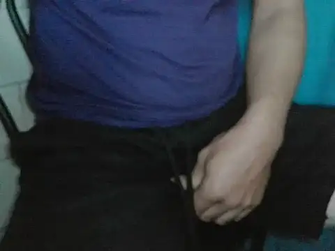 Snapshot of justmealex27 chatting on 10/29/25, 07:18 justmealex27 online show from 10/29/25, 07:18