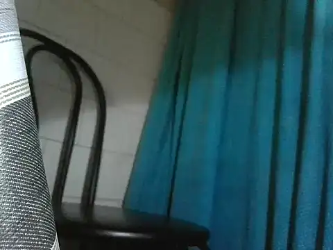 Snapshot of justmealex27 chatting on 11/24/25, 05:40 justmealex27 online show from 11/24/25, 05:40