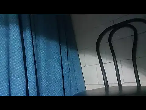 Snapshot of justmealex27 chatting on 12/13/25, 08:04 justmealex27 online show from 12/13/25, 08:04