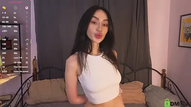 Marie Long online show from 01/08/26, 06:25