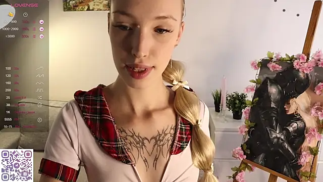 Snapshot of Grace_Glend chatting on 07/17/26, 10:18 Grace Glend online show from 07/17/26, 10:18