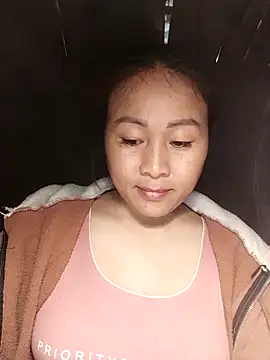 Snapshot of Spring-mky chatting on 11/26/25, 05:07 Spring-mky online show from 11/26/25, 05:07