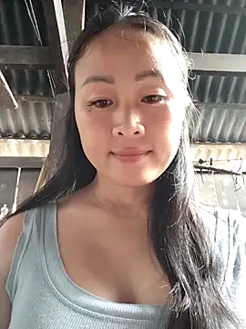 Snapshot of Spring-mky chatting on 10/30/25, 03:27 Spring-mky online show from 10/30/25, 03:27