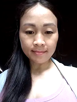 Snapshot of Spring-mky chatting on 11/10/25, 09:14 Spring-mky online show from 11/10/25, 09:14