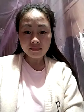 Snapshot of Spring-mky chatting on 12/14/25, 10:26 Spring-mky online show from 12/14/25, 10:26