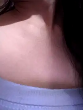 Snapshot of Spring-mky chatting on 11/04/25, 03:27 Spring-mky online show from 11/04/25, 03:27