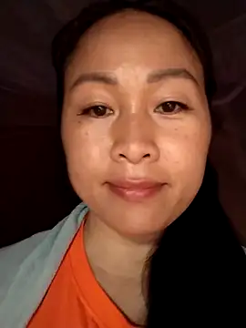 Snapshot of Spring-mky chatting on 11/12/25, 05:00 Spring-mky online show from 11/12/25, 05:00