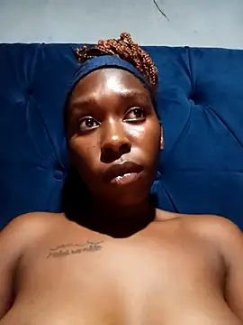 sexysmalldaily04 online show from 11/10/25, 05:40