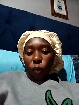 sexysmalldaily04 online show from 12/14/25, 01:17