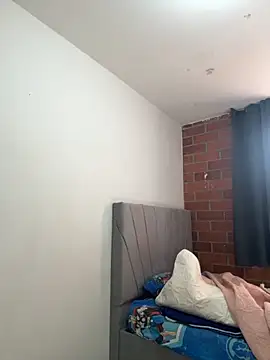 valentina herrrera online show from 10/23/25, 02:27