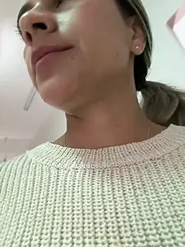 valentina herrrera online show from 04/09/26, 03:07