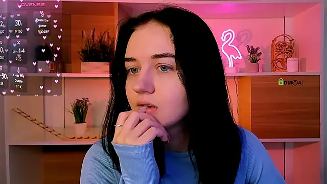 miki ti online show from 12/14/25, 08:09