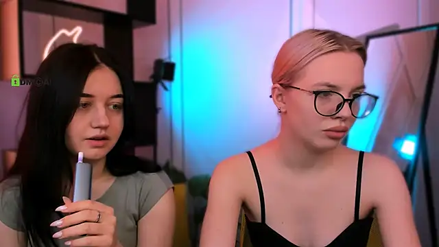 miki ti online show from 02/01/26, 06:33