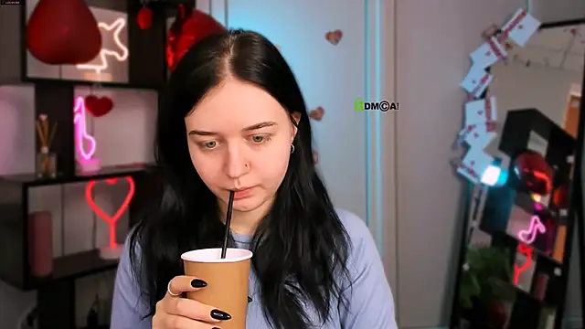 miki ti online show from 02/22/26, 06:49