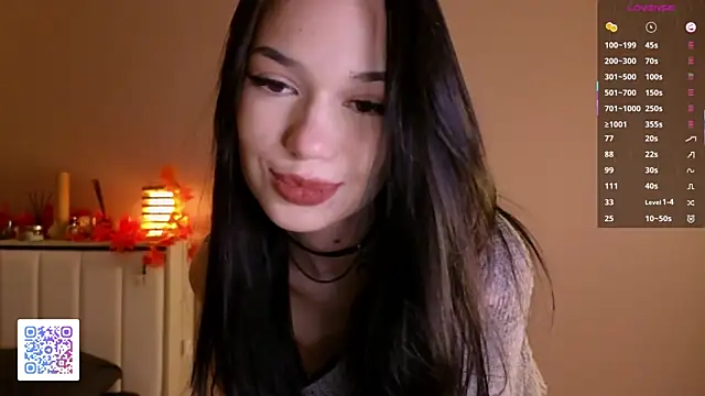 Snapshot of Night_Mary chatting on 10/19/25, 02:31 Night Mary online show from 10/19/25, 02:31