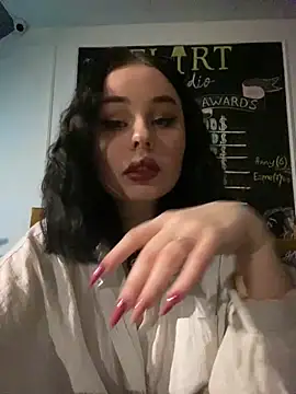 AliceLune online show from 01/14/26, 04:16