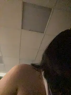 AliceLune online show from 11/18/25, 02:20