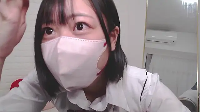 Snapshot of Oden_ch chatting on 10/17/25, 11:56 Oden ch online show from 10/17/25, 11:56